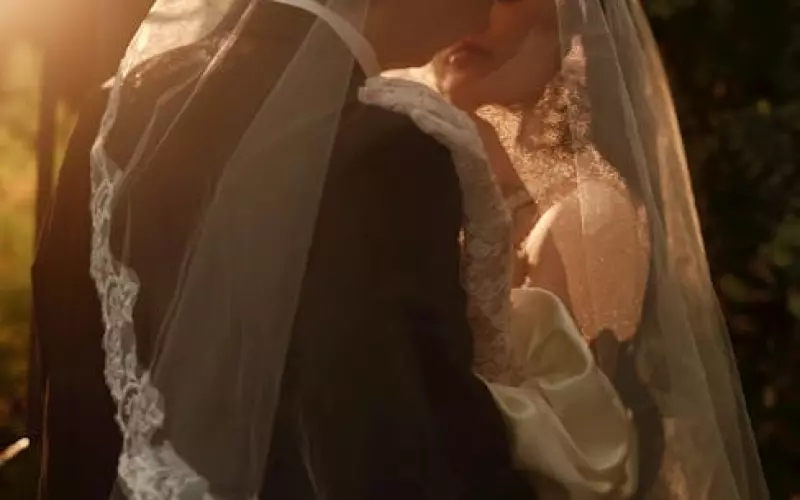 兄弟们千万不要网恋奔现(有没有真的网恋奔现结婚的)