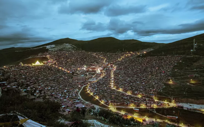 【佛学常识】要怎么穿衣服进寺庙，才能得最大福报？