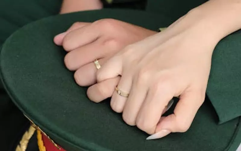 异地军恋被分手能挽回吗(异地军恋分手累了还能挽回吗)