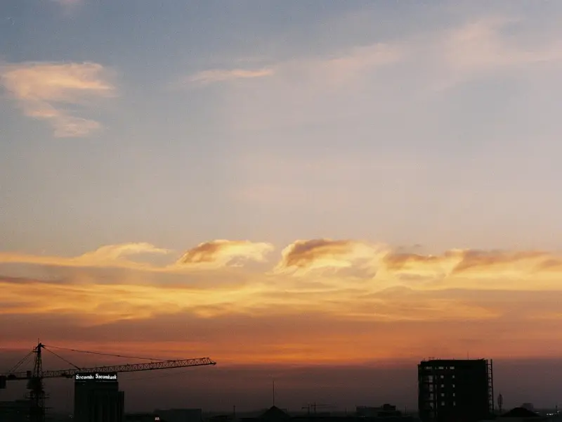 520可以联系前任吗？他在想你吗？