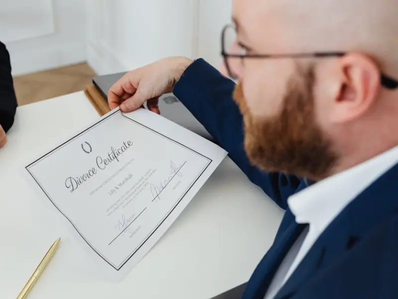 离婚后还能挽回老公？该怎么挽回老公