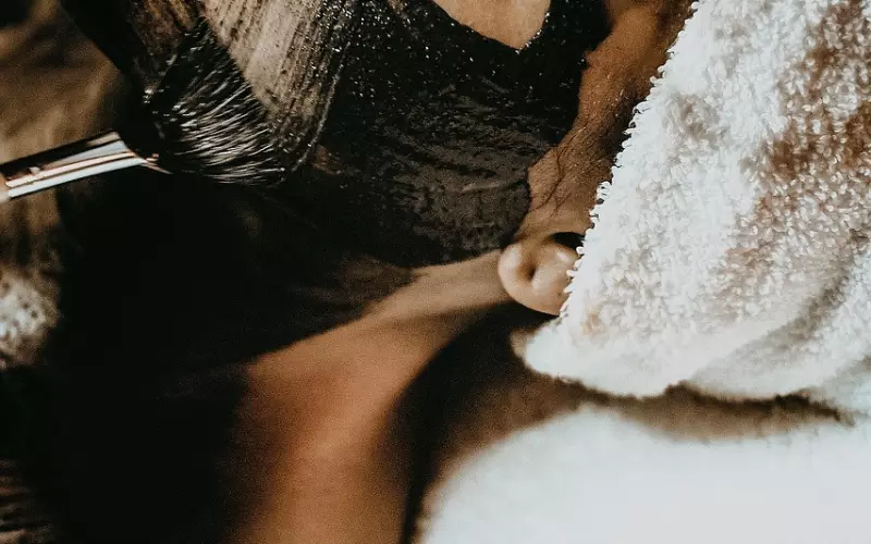 能用身体挽回前男友吗？解决感情问题的正确方式