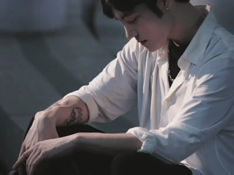 你想像得到吗?失恋后的他，只是想要简简单单。