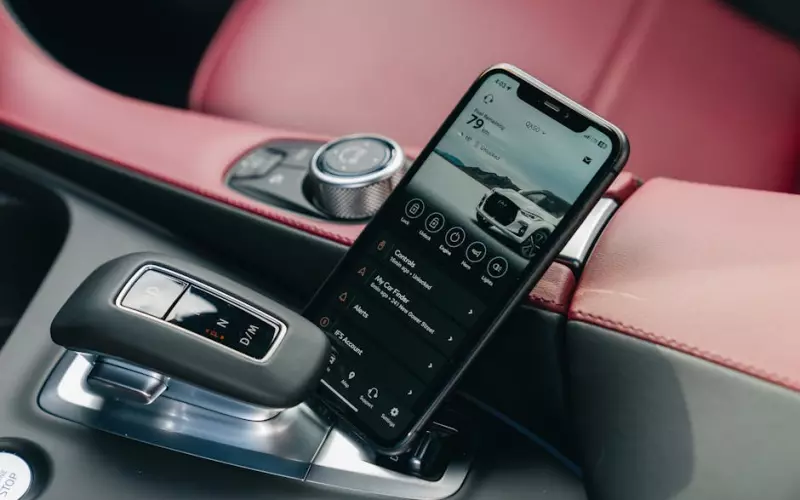 分手复合再分手还能挽回男人吗(分手了被分手一方怎么挽回)