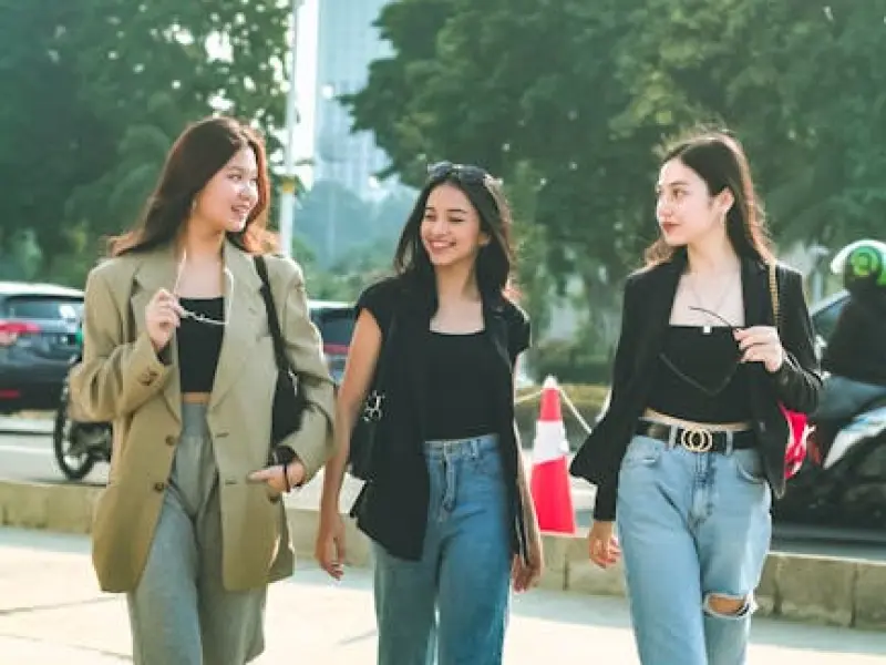 随便的女人，大多有这三种表现，男人别被表象蒙蔽了