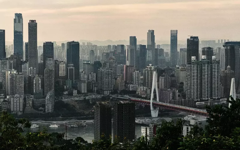 重庆：女子网恋，想看真人视频连线，真没想到男友长得这么养眼