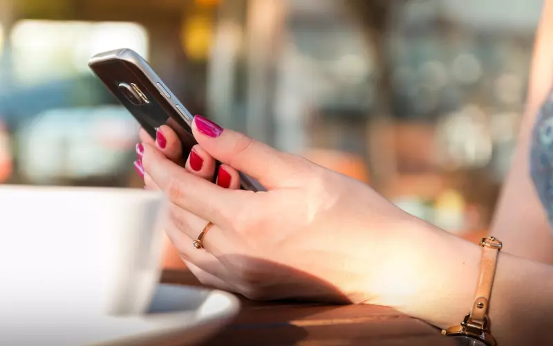 挽回前男友的沟通技巧：这样聊天更容易打动对方