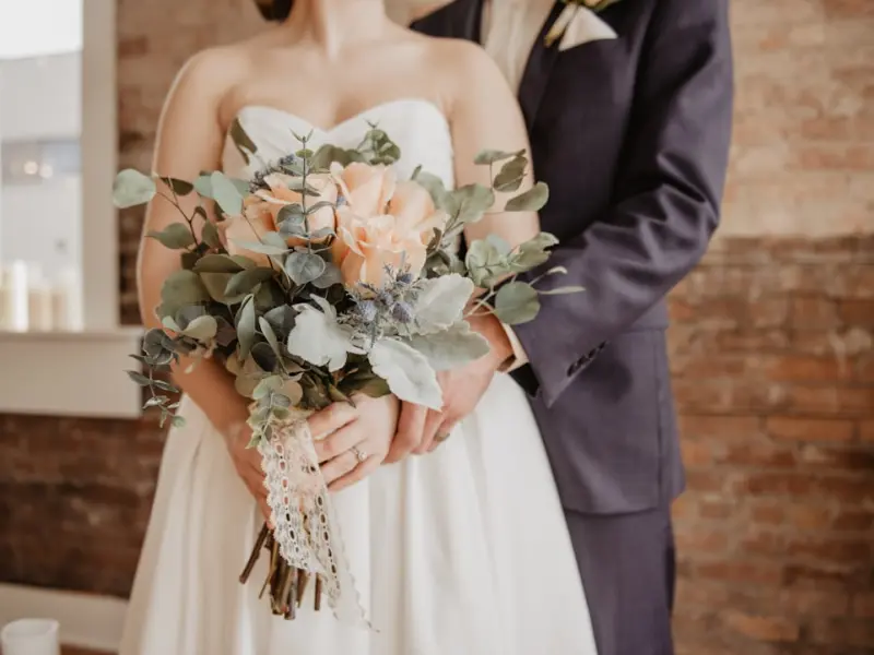 挽回男朋友全攻略，如何挽回水瓶座，三招教你挽回他的心