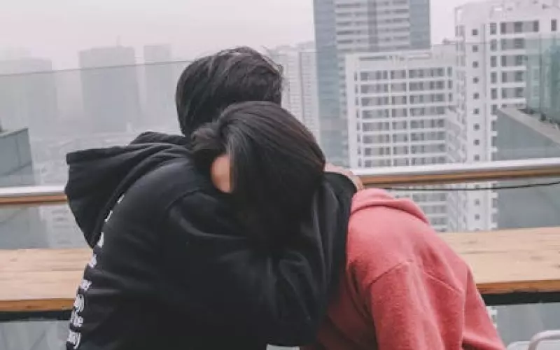 挽回男友咨询：总是觉得男友不够爱我，我该怎么办?