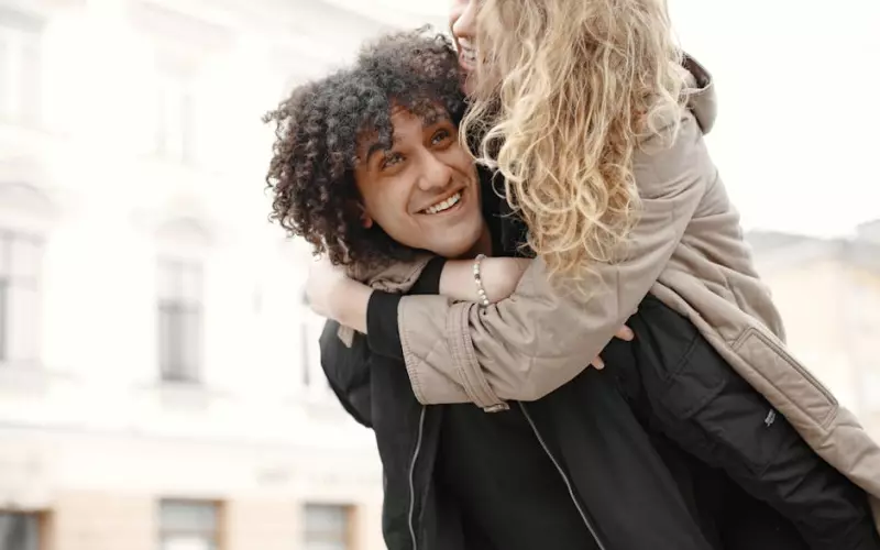 挽回男友咨询：男朋友爱撒谎怎么办?