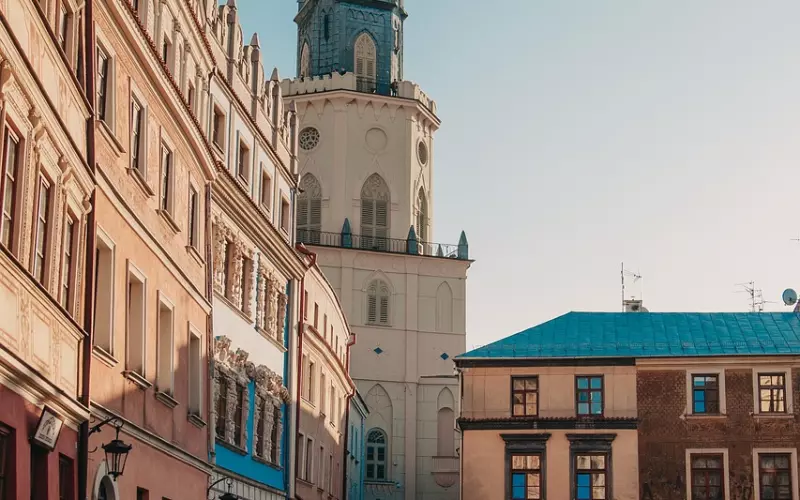 情侣冷战闹分手?花镇成功案例教你如何挽回男友