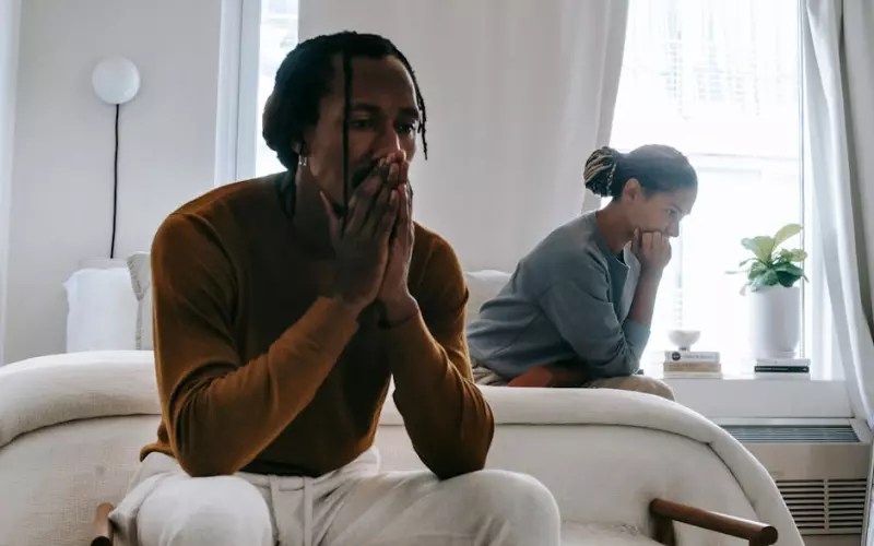 夫妻讨论分手怎么挽回婚姻(如何走出7年夫妻感情困惑)