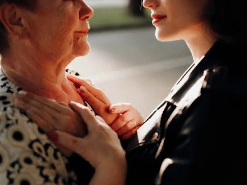 《亲爱的，热爱的》告诉你：感情中女人也可以主动，前提是这3个