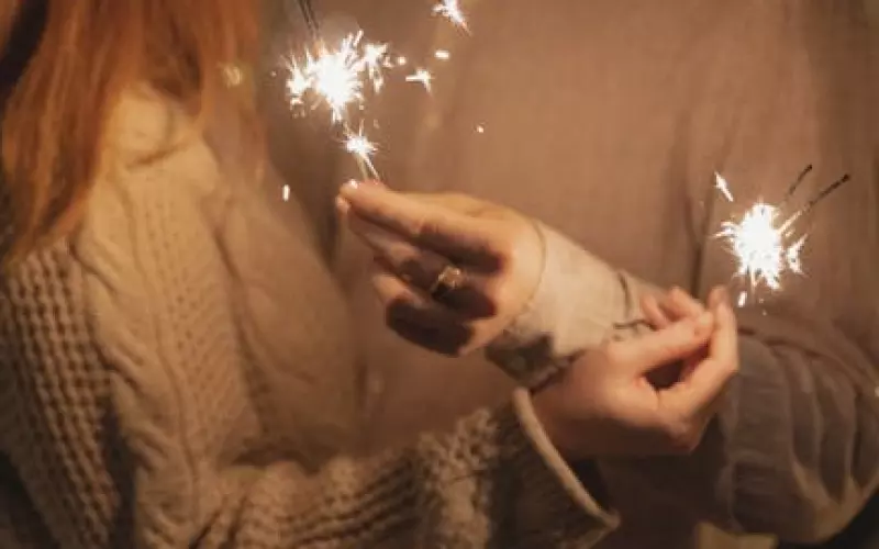 离婚4年怀疑前夫有婚外情(前夫婚外情和女人同居两年)