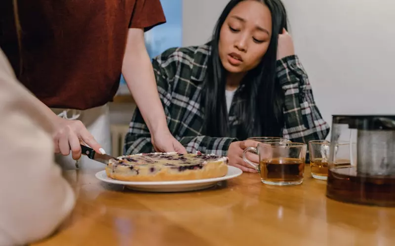 情侣分手以后就一定要断绝联系吗?