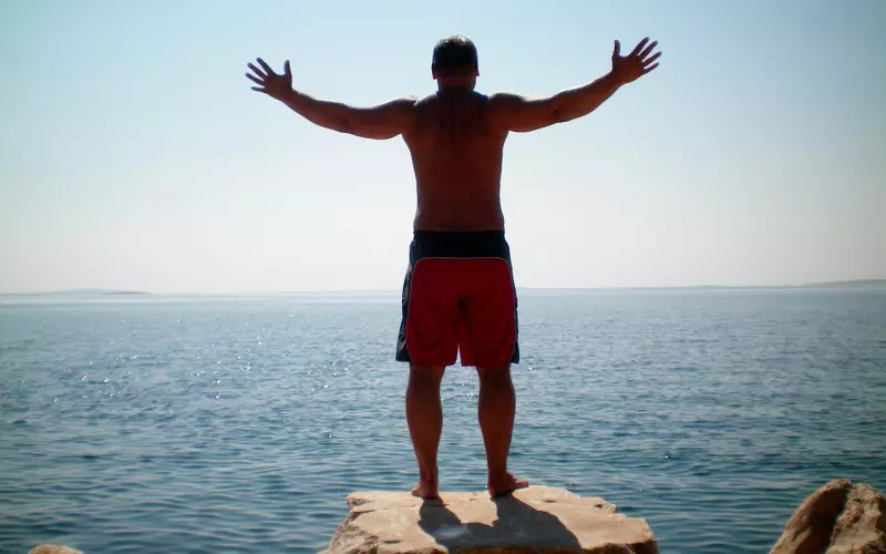 不怕真坏人 ,就怕假好人