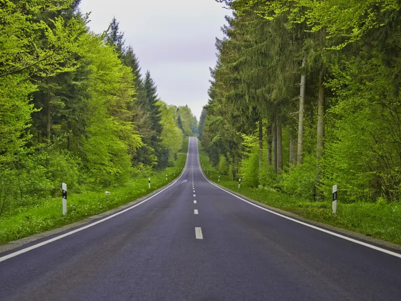 别傻了，他只是没那么喜欢你而已