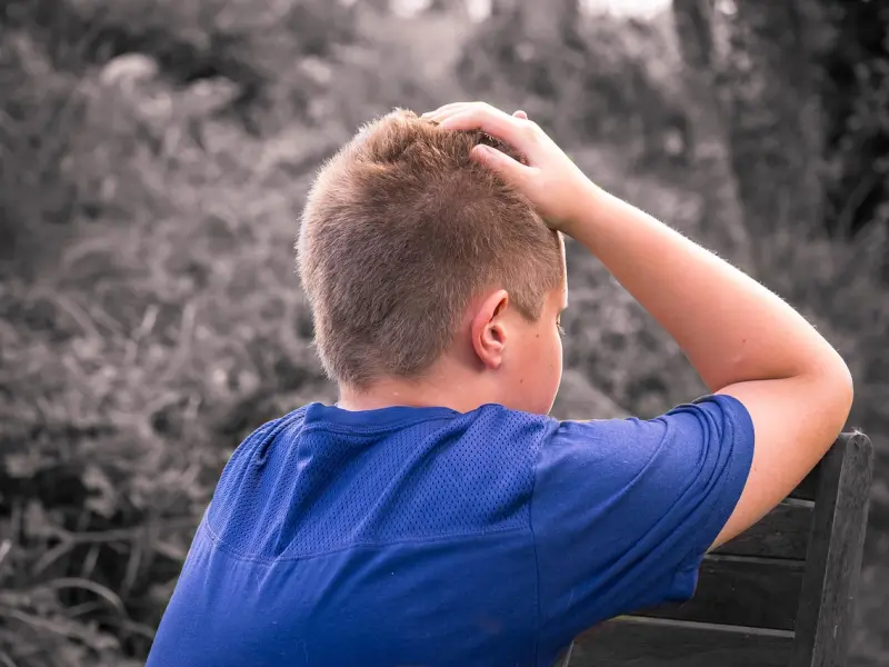 女人有这几个“小动作”，是在暗示性的想要了，别不信！