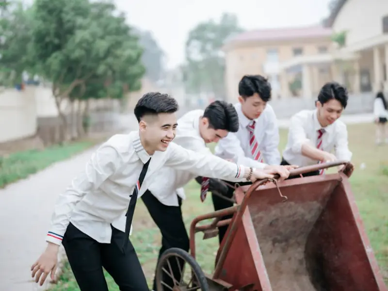 别不信, 男人的这四个表现, 其实只是对你玩玩！