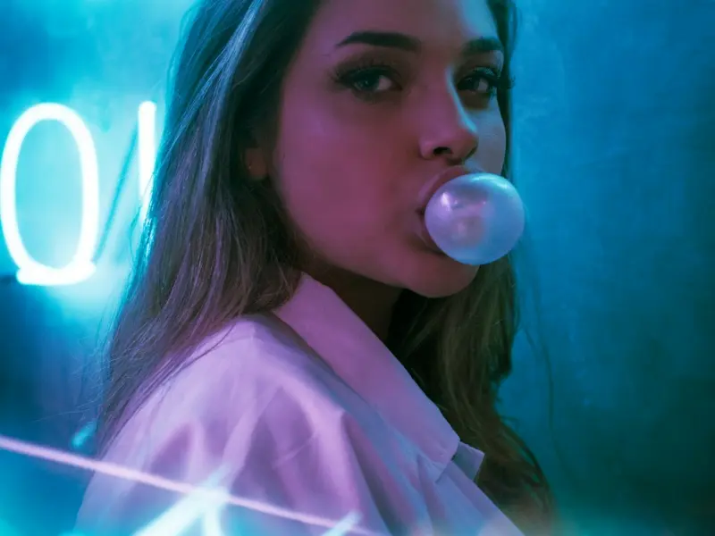 不要跟一个人每天聊天,久了就会变成喜欢？