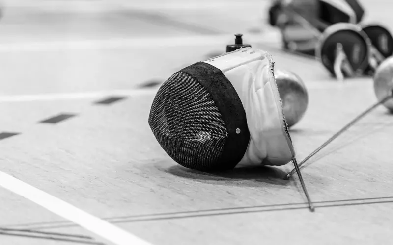 面对前任的主动求和，先别激动