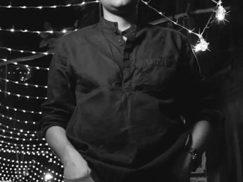 【情感】我为已婚男友倾情所有，最后他丢下了一句我不配！