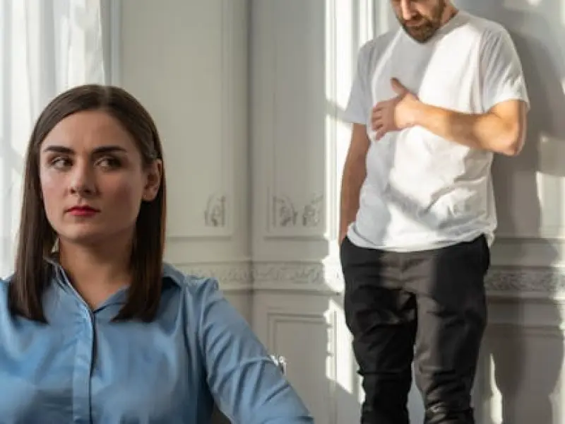 情感咨询：女人婚后这么做会让男人更爱你