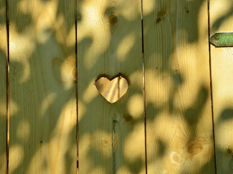 情感咨询：挽回老公的心需要先从学会妆扮自己开始