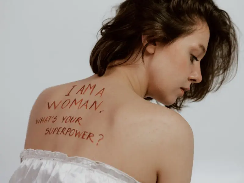 情感咨询：10条挽回男友最有力的短信，帮你打动前男友的心