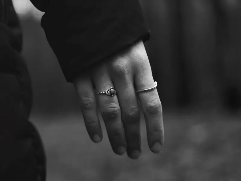 情感咨询：5个细节判断能否和前男友复合