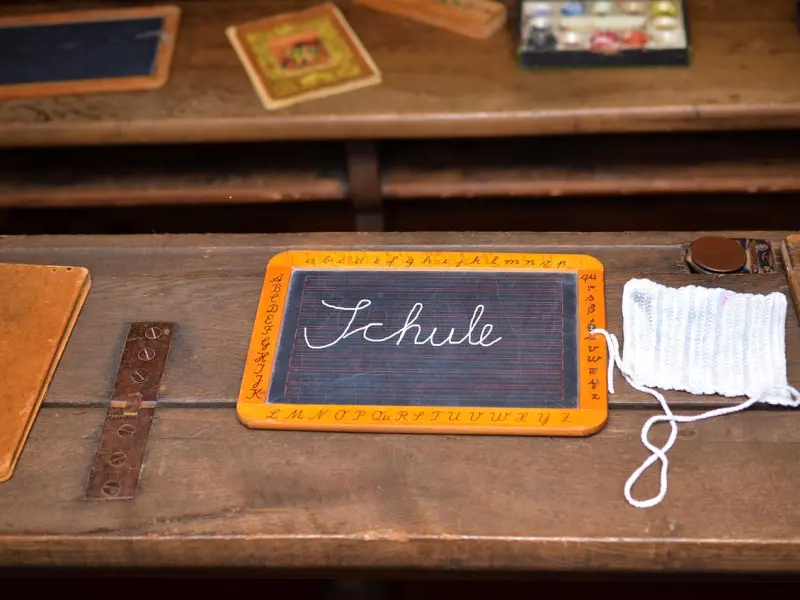 情感咨询案例：婚前丈夫隐瞒病史，我该离婚吗？