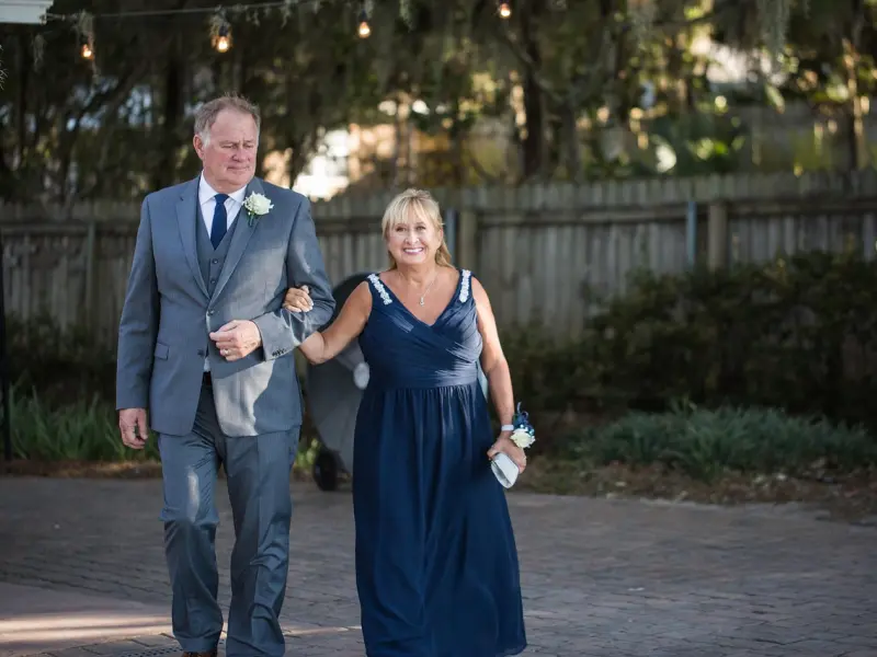 情感咨询案例：老公不跟我亲生父母相认，这样的婚姻还要继续下去吗？