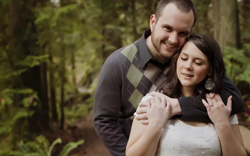 情感咨询案例：当已婚男爱上已婚少妇，这段感情该何去何从？