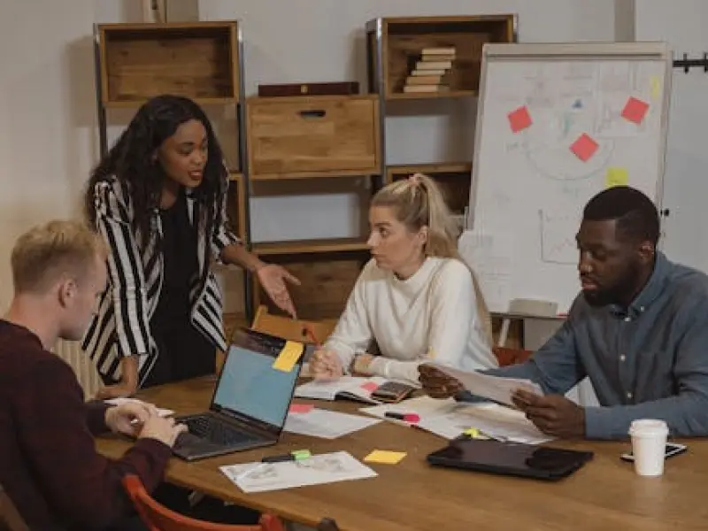 情感咨询：夫妻吵架后如何化解矛盾