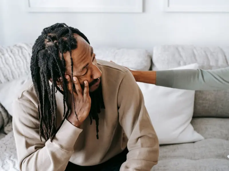 情感咨询：怎么知道一个男人不再爱你了?