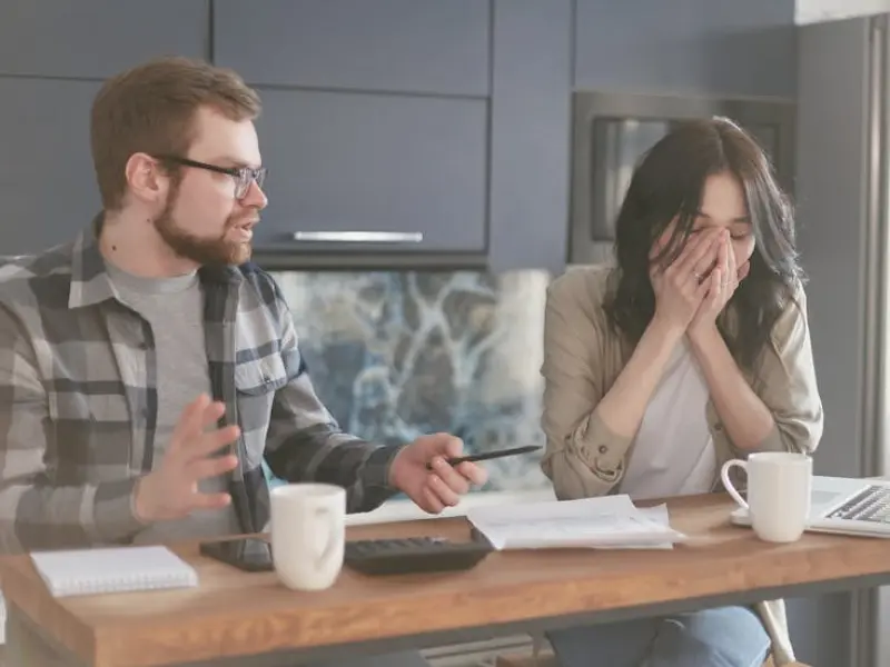 情感咨询：怎样做才能让老公上交财政大权呢？