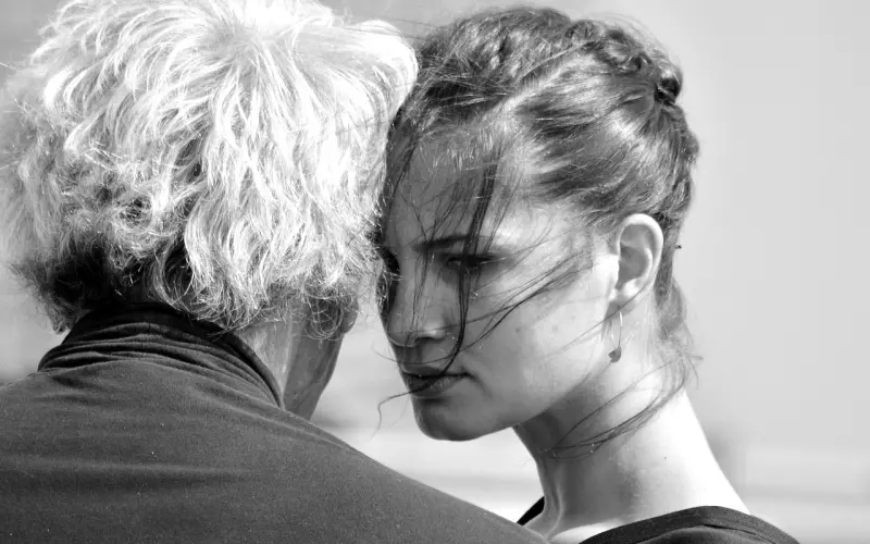 情感咨询：怎么和出轨的老公相处？