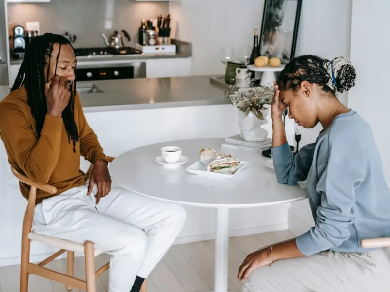 情感咨询：夫妻吵架该怎么和好