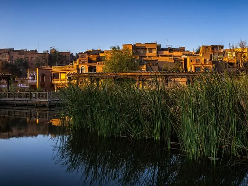 情感咨询：老公出轨如何挽回婚姻？