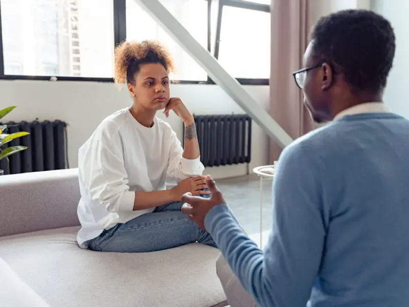 情感咨询：夫妻吵架怎么和好?