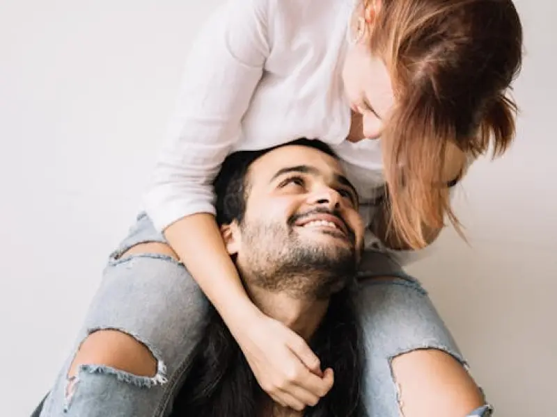 情感咨询：没有共同话题，关系不和的夫妻感情要怎么挽回？