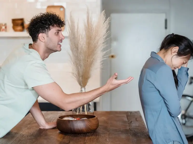 情感咨询：吵架后老公爱你会有什么表现