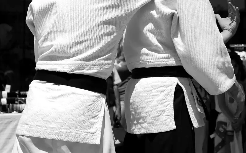 情感咨询：恋爱期间分分合合，我要如何跟回避型男友交往？