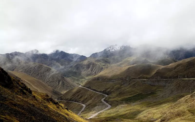 【情感咨询】发现男友有暧昧对象，是否应该分手？