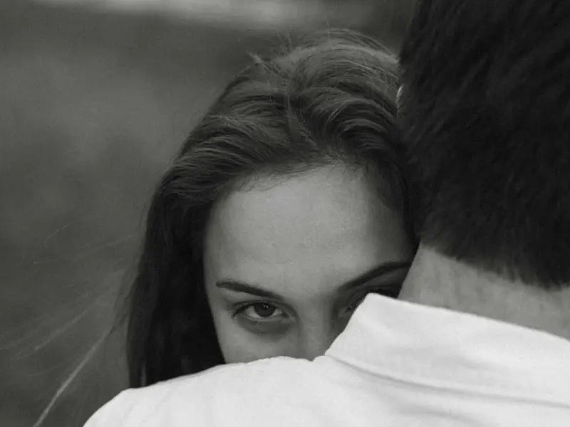 情感咨询：出轨的男友还值得在一起吗？