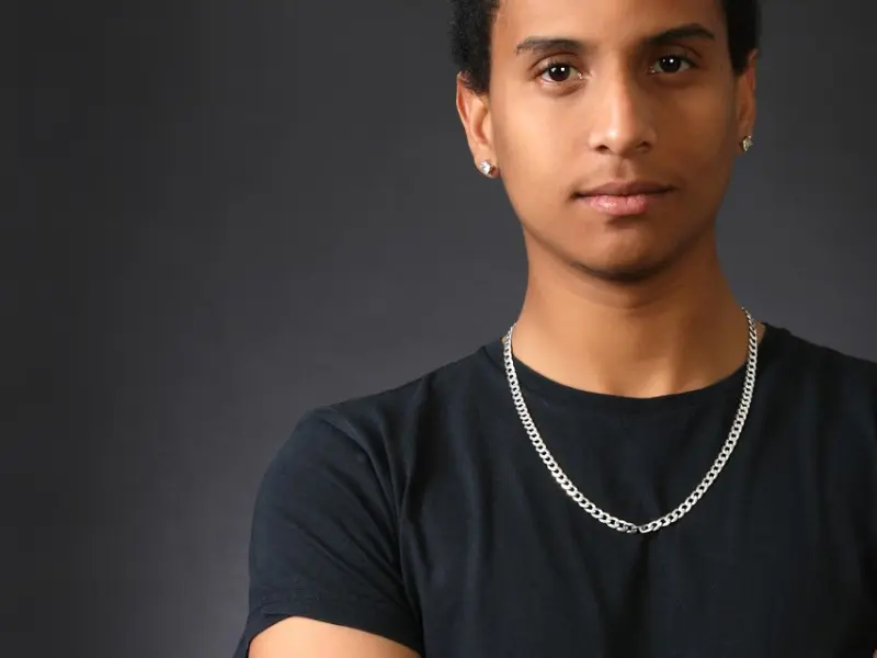 情感咨询：男有吃醋的表现