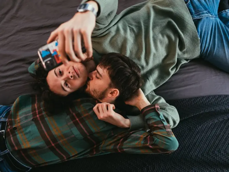 情感咨询：男友用艳照威胁我不让分手，我该怎么办？