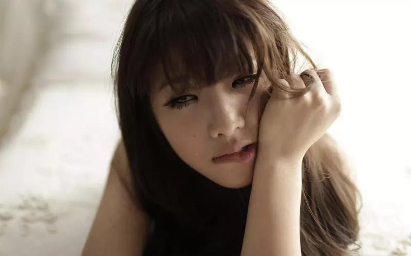 情感咨询：男友喜欢跟别的女人玩亲密