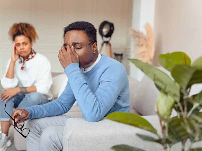 情感咨询：男朋友总是因为一点小事说我，我觉得很累怎么办