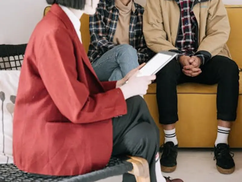 情感咨询：前男友找我复合但我不知道该怎么办